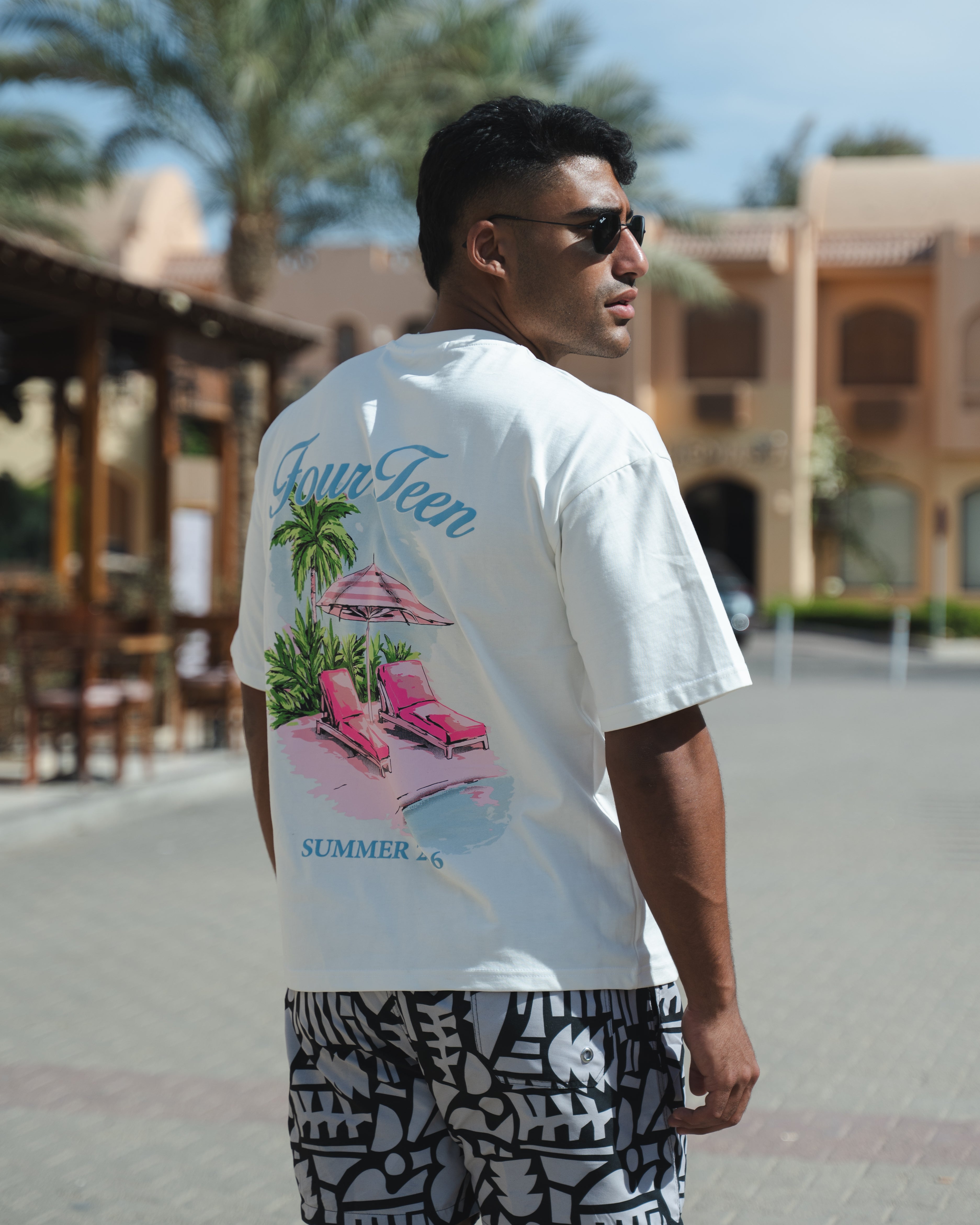 BEACH WHITE T-SHIRT