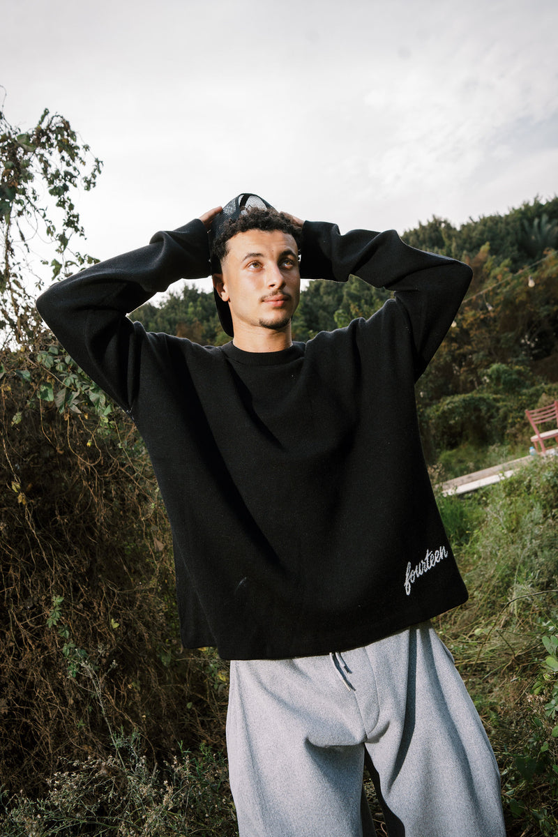 FOURTEEN STUDIO KNITTED SWEATER BLACK