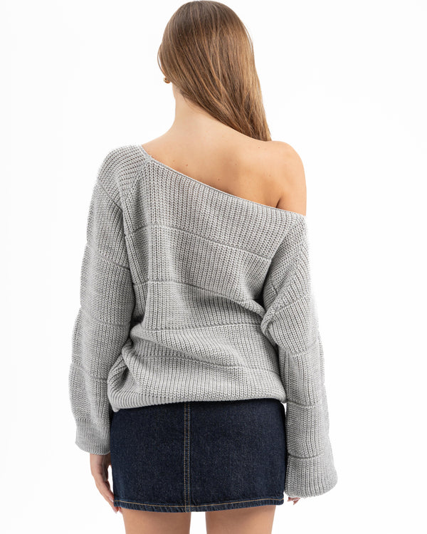 KNITTED LINES TOP GREY