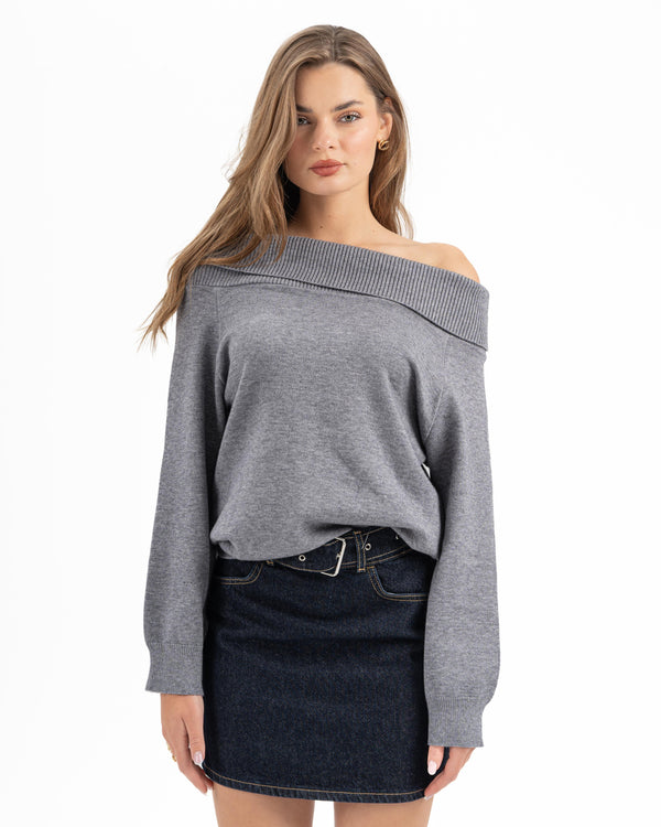 GREY KNITTED OFFSHOULDER TOP